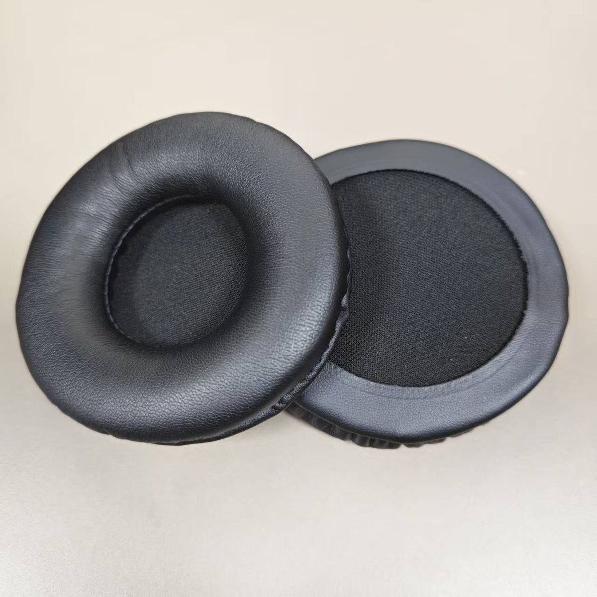 Replacement ear pads compatible with Pioneer HDJ-CUE1 black